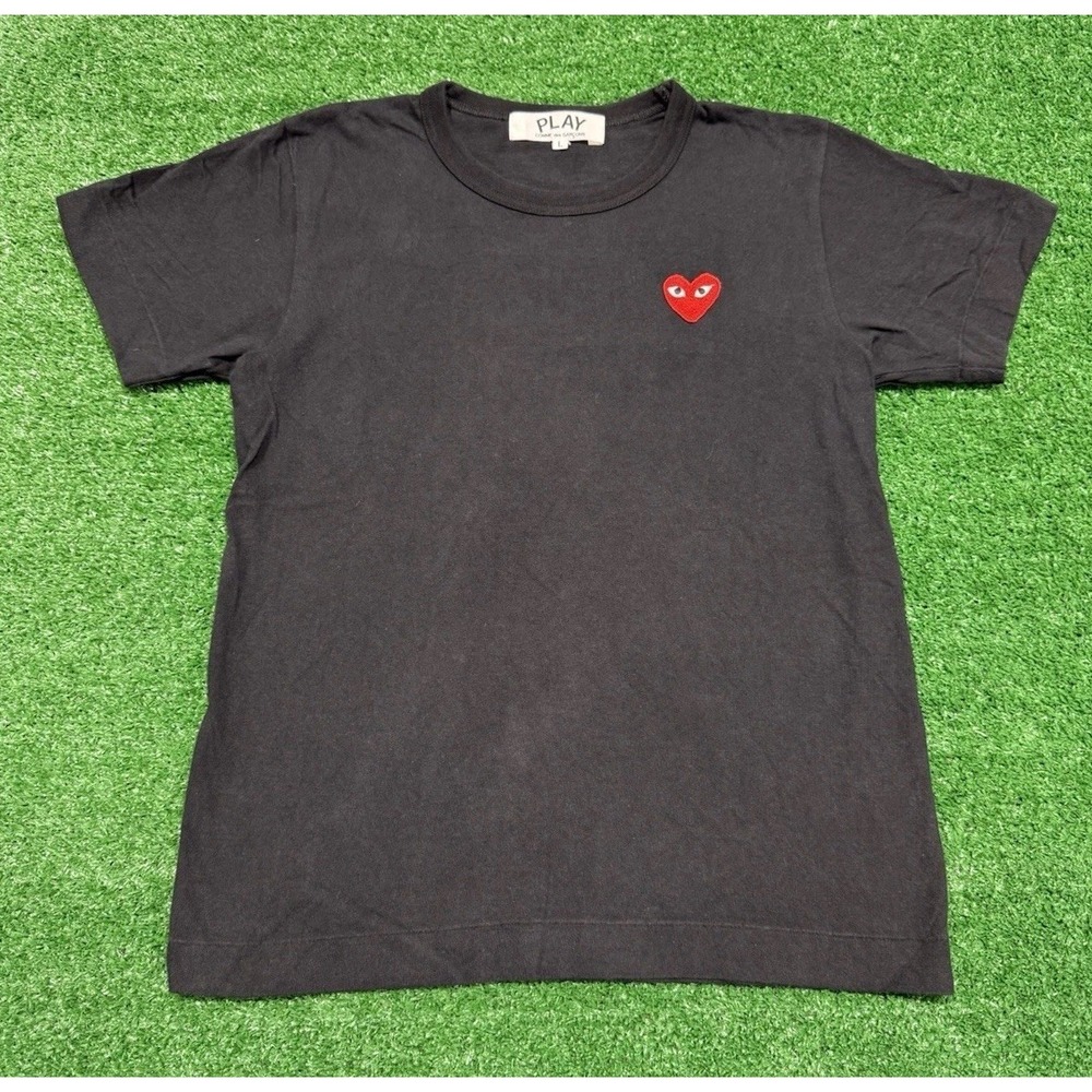 Comme des Garcons Play Red‎ Heart Emblem Black T-Shirt Men's Sz Large